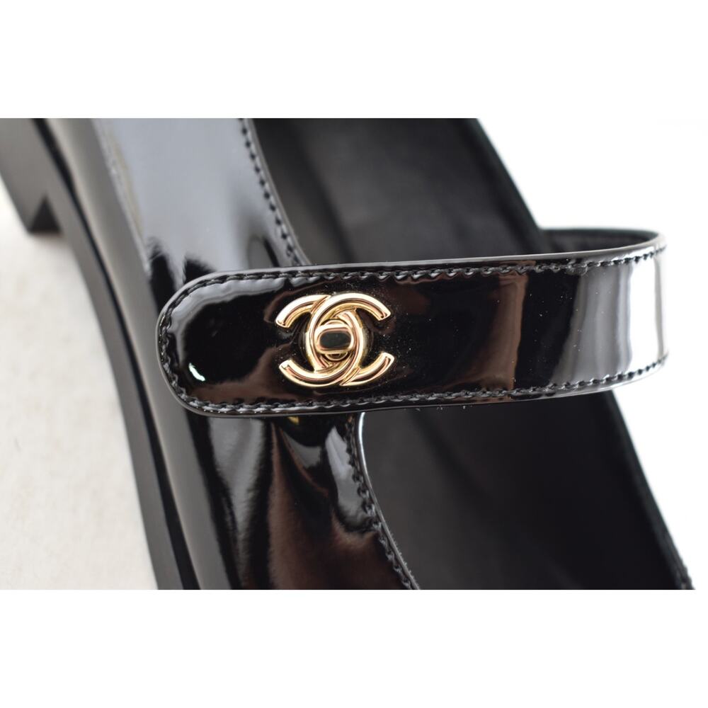 Chanel REV Black Patent Turnlock CC Mary Jane Moccasin Ballet Loafer Flat 39 - Picture 4 of 16